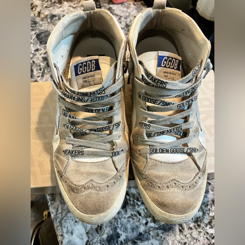Size 38EU Golden Goose Midstar. Worn but still in good condition.